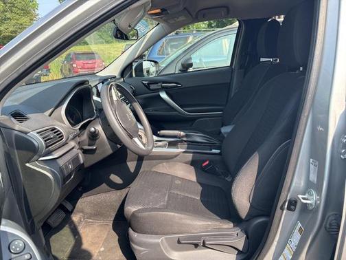 2019 Mitsubishi Eclipse Cross ES