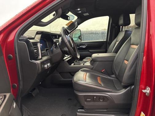 2024 GMC Sierra 2500 AT4