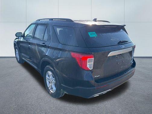 Agate Black Metallic 2023 Ford Explorer XLT