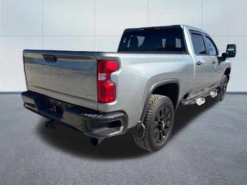 Sterling Grey Metallic 2024 Chevrolet Silverado 2500 Custom