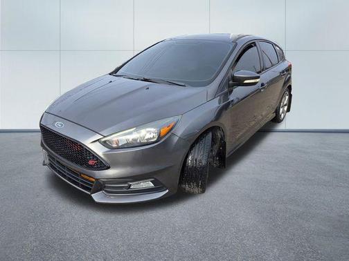 Magnetic 2016 Ford Focus ST