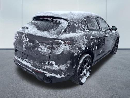 2024 Alfa Romeo Stelvio Veloce AWD