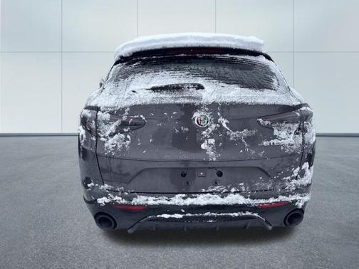 2024 Alfa Romeo Stelvio Veloce AWD
