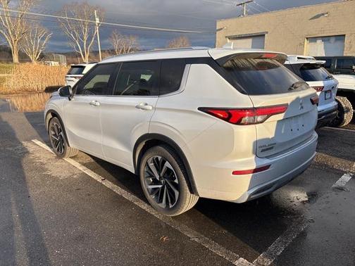 2022 Mitsubishi Outlander SEL 2.5 S-AWC