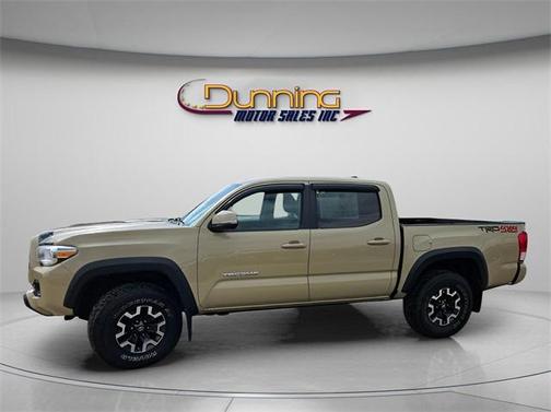 2017 Toyota Tacoma SR