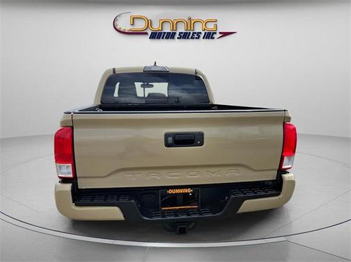 2017 Toyota Tacoma SR