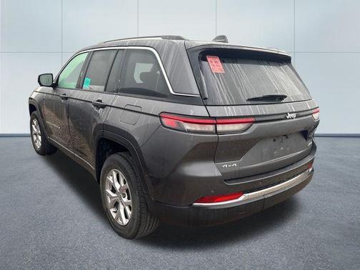 Baltic Gray Metallic Clearcoat 2022 Jeep Grand Cherokee Limited