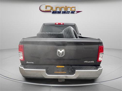 2020 RAM 2500 Tradesman Crew Cab 4X4 6'4' Box