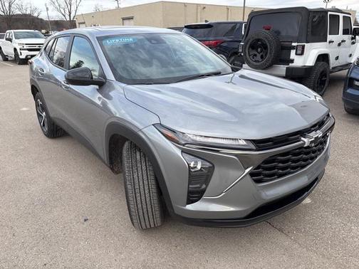 2025 Chevrolet Trax FWD 1RS