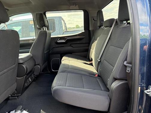 2022 GMC Sierra 1500 SLE