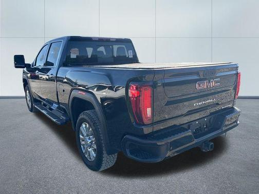 Onyx Black 2022 GMC Sierra 2500 Denali