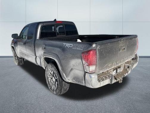 2017 Toyota Tacoma SR5