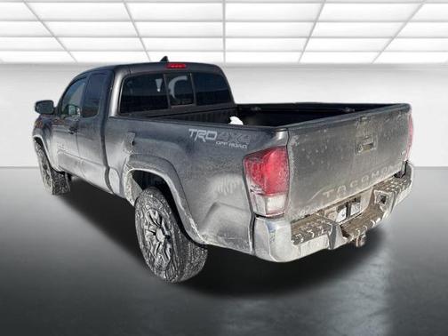 2017 Toyota Tacoma SR5