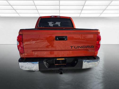 2018 Toyota Tundra SR5