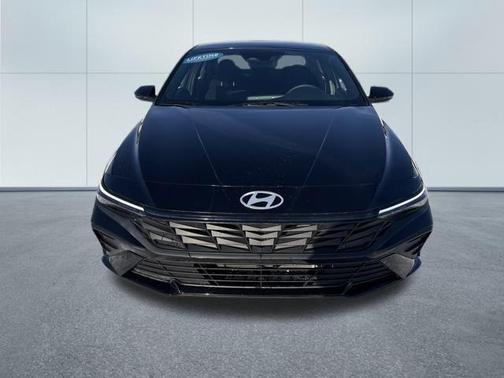 2025 Hyundai ELANTRA HEV SEL Sport