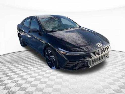 2025 Hyundai ELANTRA HEV SEL Sport