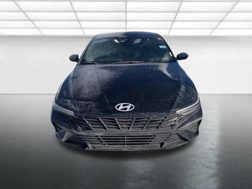 2025 Hyundai ELANTRA HEV SEL Sport