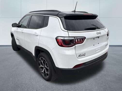 Bright White Clearcoat 2025 Jeep Compass Limited