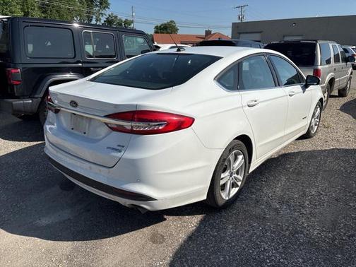 2018 Ford Fusion Hybrid SE