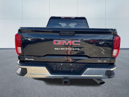Black 2021 GMC Sierra 2500 SLE