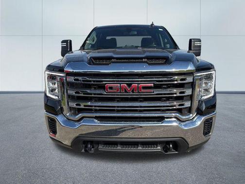 Black 2021 GMC Sierra 2500 SLE