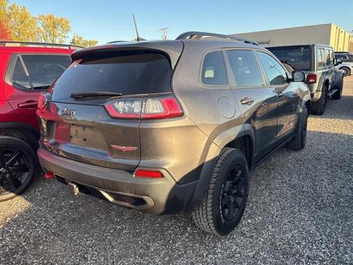 2022 Jeep Cherokee Trailhawk