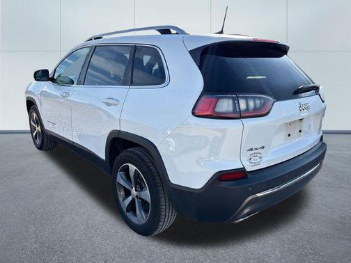 Bright White Clearcoat 2019 Jeep Cherokee Limited
