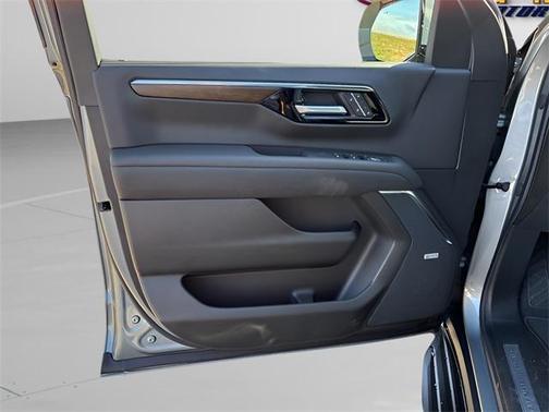 2026 Chevrolet Suburban High Country, 4WD