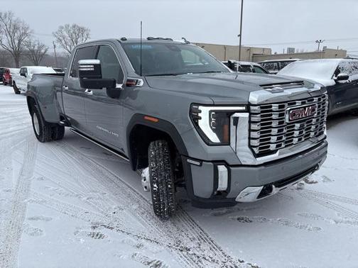 2024 GMC Sierra 3500 Denali