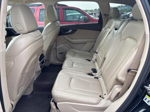 2017 Audi Q7 3.0T Prestige