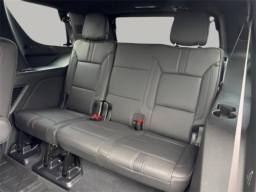2026 Chevrolet Tahoe 4WD RST