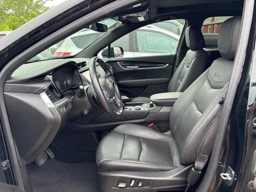 2021 Cadillac XT5 Premium Luxury