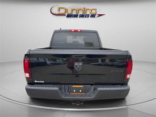 2022 RAM 1500 Classic SLT