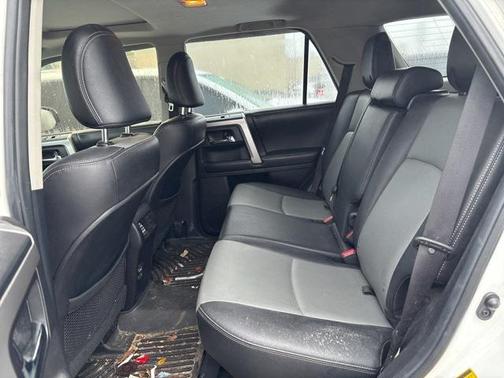 2014 Toyota 4Runner SR5