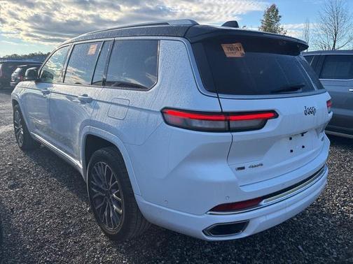2022 Jeep Grand Cherokee L Summit