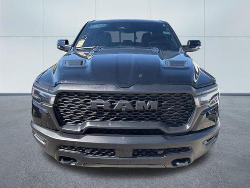 Diamond Black Crystal Pearlcoat 2025 RAM 1500 Rebel