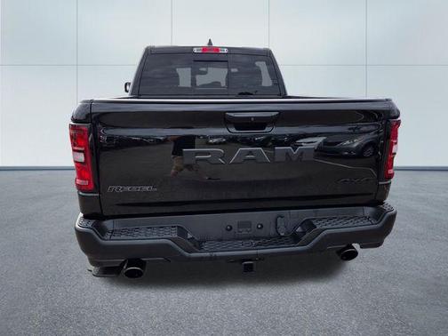 Diamond Black Crystal Pearlcoat 2025 RAM 1500 Rebel