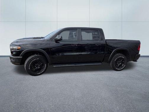 Diamond Black Crystal Pearlcoat 2025 RAM 1500 Rebel
