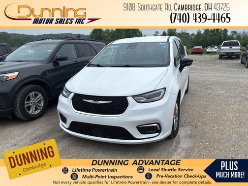 2024 Chrysler Pacifica Touring L
