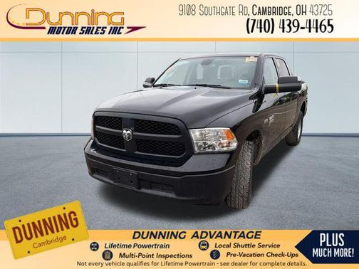 Diamond Black Crystal Pearlcoat 2023 RAM 1500 Tradesman