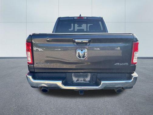Granite Crystal Metallic Clearcoat 2020 RAM 1500 Big Horn/Lone Star