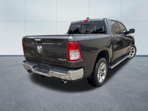 Granite Crystal Metallic Clearcoat 2020 RAM 1500 Big Horn/Lone Star