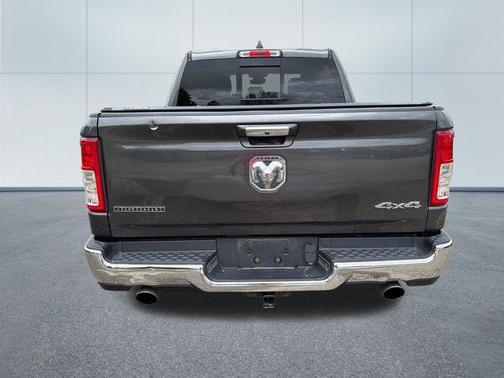 Granite Crystal Metallic Clearcoat 2020 RAM 1500 Big Horn/Lone Star
