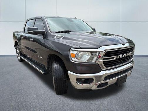 Granite Crystal Metallic Clearcoat 2020 RAM 1500 Big Horn/Lone Star
