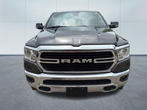 Granite Crystal Metallic Clearcoat 2020 RAM 1500 Big Horn/Lone Star