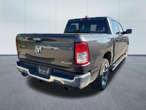 Granite Crystal Metallic Clearcoat 2020 RAM 1500 Big Horn/Lone Star