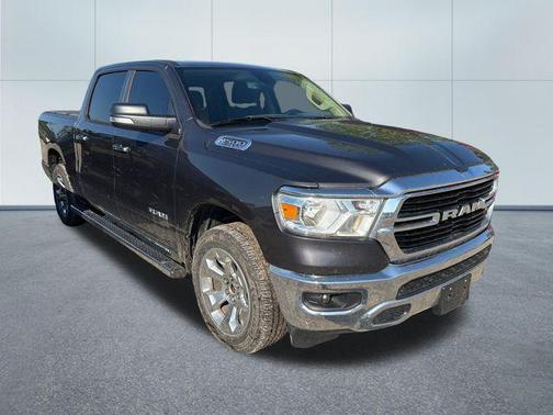 Granite Crystal Metallic Clearcoat 2020 RAM 1500 Big Horn/Lone Star