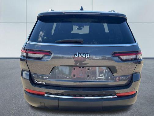 Baltic Gray Metallic Clearcoat 2021 Jeep Grand Cherokee L Laredo