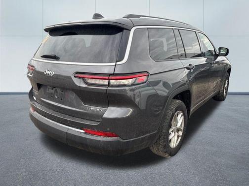 Baltic Gray Metallic Clearcoat 2021 Jeep Grand Cherokee L Laredo