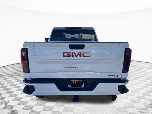 2024 GMC Sierra 2500 AT4